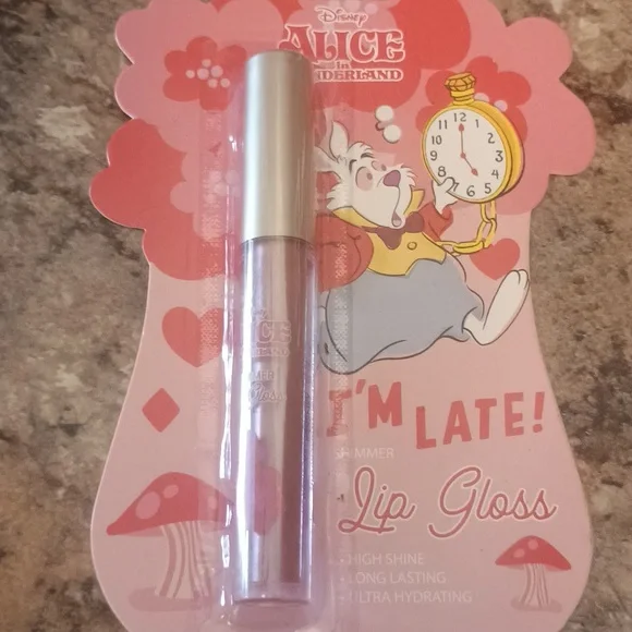 Alice in Wonderland beauty set . New Disney Fan - Picture 3 of 4